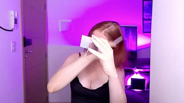 AnnJey online show from 1, 2, 2025