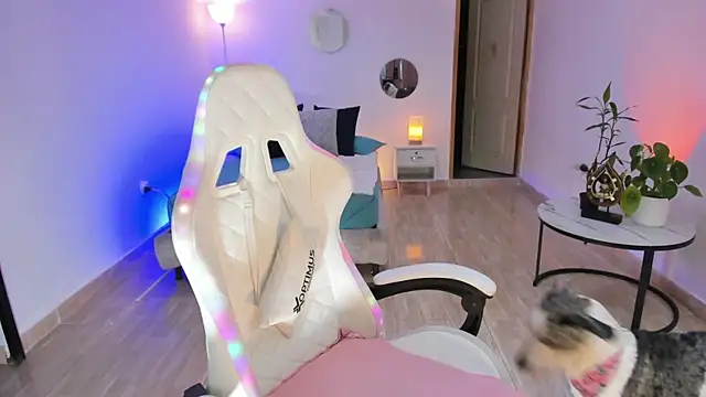 carleee winter online show from 26, 3, 2026