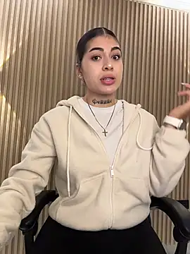 Sarasanders 4 online show from 14, 11, 2025