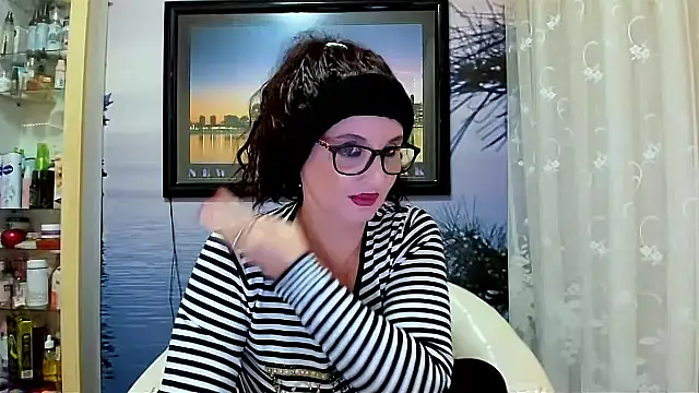 Snapshot of Mature4you44 chatting on 15, 2, 2025 Mature4you44 online show from 15, 2, 2025