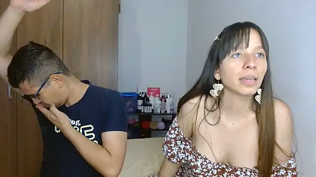 Isaandysex2428 online show from 12, 6, 2026