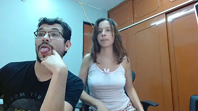 Isaandysex2428 online show from 21, 2, 2025