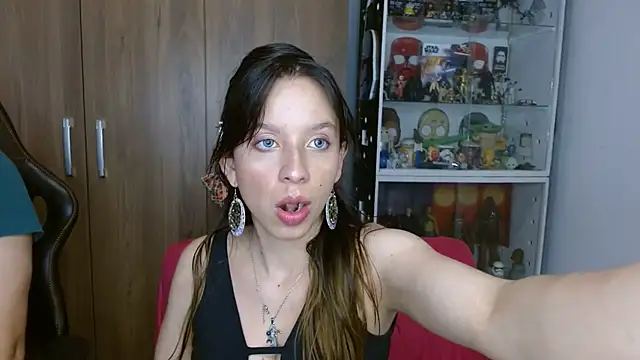 Snapshot of Isaandysex2428 chatting on 14, 3, 2026 Isaandysex2428 online show from 14, 3, 2026