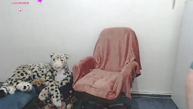 Ammillia online show from 12, 1, 2025