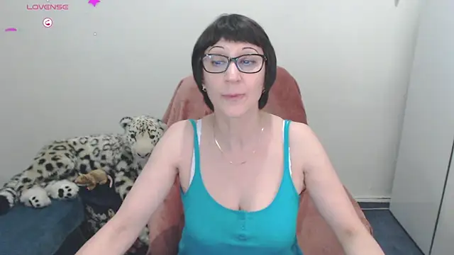 Ammillia online show from 12, 2, 2025