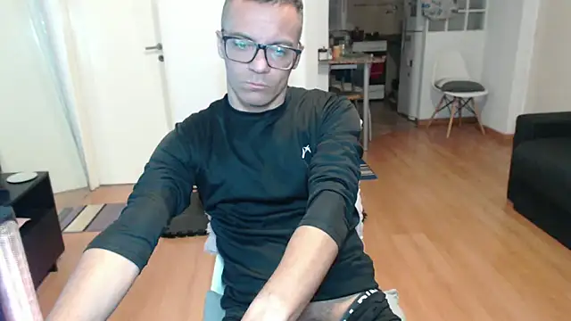 guachin hunk online show from 4, 5, 2026