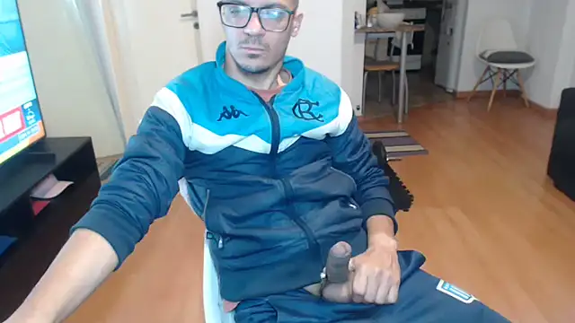 Snapshot of guachin_hunk chatting on 12, 6, 2026 guachin hunk online show from 12, 6, 2026