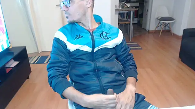 Snapshot of guachin_hunk chatting on 16, 6, 2026 guachin hunk online show from 16, 6, 2026