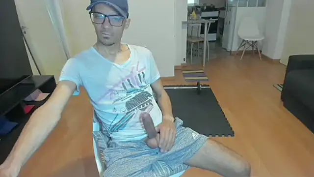Snapshot of guachin_hunk chatting on 20, 9, 2025 guachin hunk online show from 20, 9, 2025