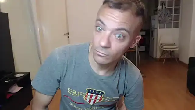 guachin hunk online show from 4, 4, 2026