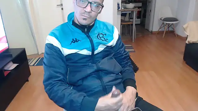 Snapshot of guachin_hunk chatting on 21, 6, 2026 guachin hunk online show from 21, 6, 2026