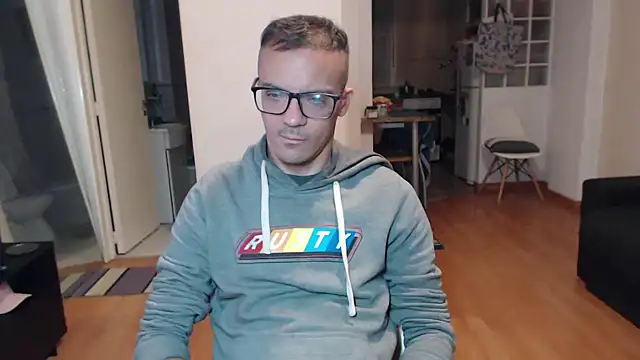 guachin hunk online show from 12, 4, 2026