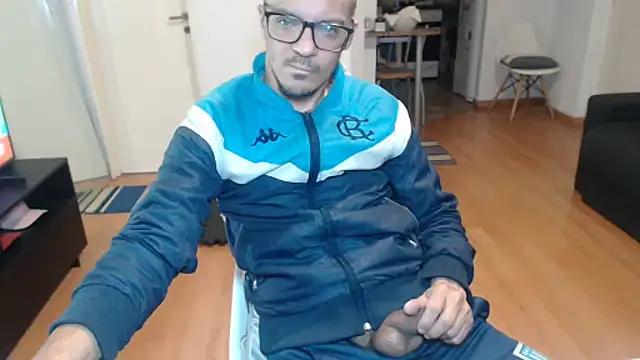 Snapshot of guachin_hunk chatting on 15, 6, 2026 guachin hunk online show from 15, 6, 2026