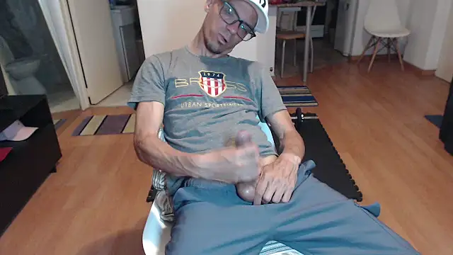 Snapshot of guachin_hunk chatting on 29, 9, 2025 guachin hunk online show from 29, 9, 2025