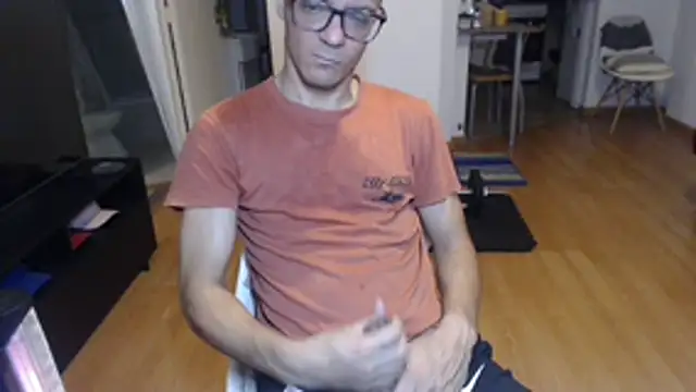 Snapshot of guachin_hunk chatting on 1, 8, 2026 guachin hunk online show from 1, 8, 2026