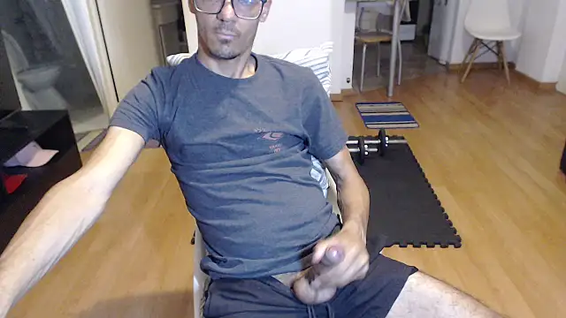 Snapshot of guachin_hunk chatting on 9, 10, 2025 guachin hunk online show from 9, 10, 2025