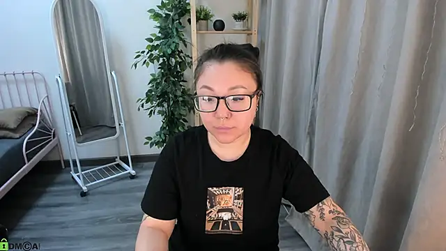 gentle muse online show from 13, 4, 2026