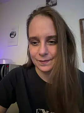 LadyChantale online show from 11, 4, 2026