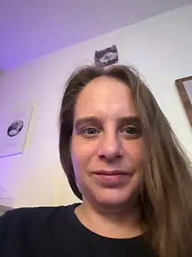 LadyChantale online show from 18, 4, 2026