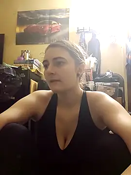 Snapshot of Snowbunnycake_131 chatting on 7, 5, 2026 Snowbunnycake 131 online show from 7, 5, 2026