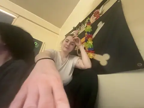 Snowbunnycake 131 online show from 9, 2, 2026