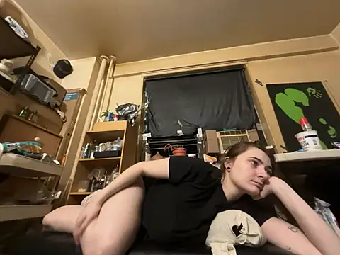 Snowbunnycake 131 online show from 25, 6, 2026