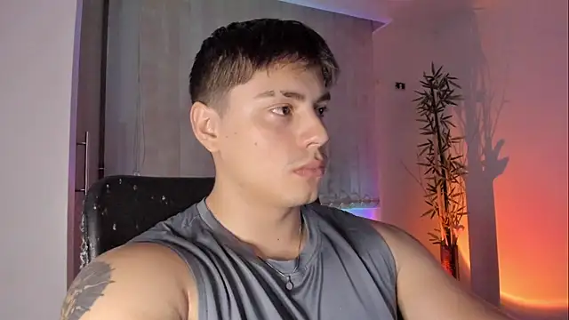 Snapshot of Giordano_Russo chatting on 1, 6, 2026 Giordano Russo online show from 1, 6, 2026
