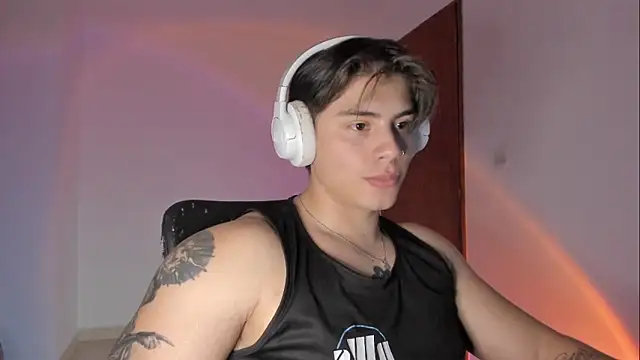 Giordano Russo online show from 5, 3, 2026