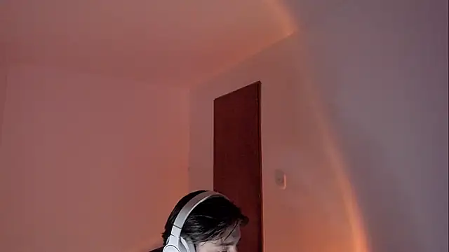 Giordano Russo online show from 7, 11, 2025