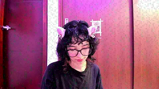  Lunnaa  online show from 7, 11, 2025