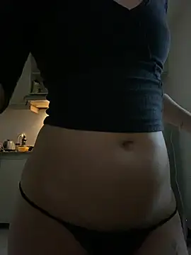 Snapshot of _Lunnaa_ chatting on 6, 5, 2026 Lunnaa online show from 6, 5, 2026