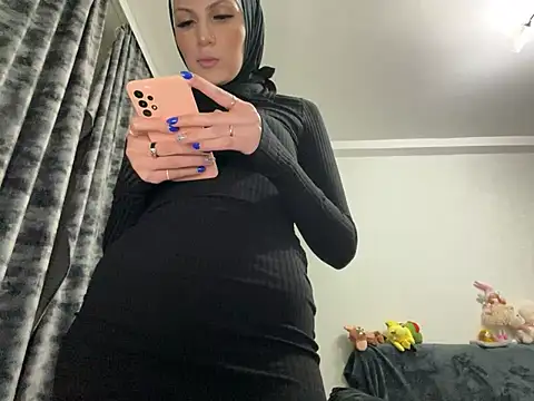 Snapshot of GumusGuray chatting on 13, 3, 2025 GumusGuray online show from 13, 3, 2025
