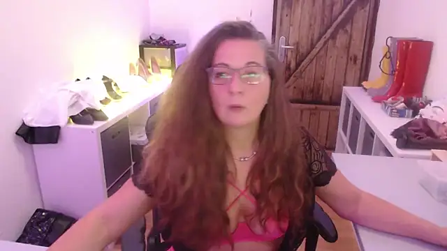 Snapshot of GeilesLuder75 chatting on 5, 12, 2025 GeilesLuder75 online show from 5, 12, 2025