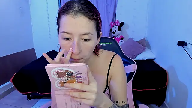 Ginger Sweetty online show from 19, 2, 2025