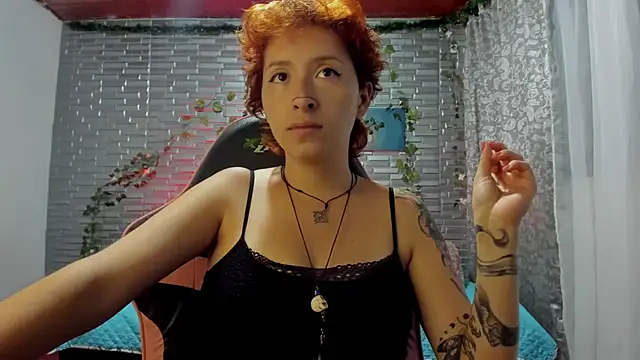 Ginger Sweetty online show from 15, 11, 2025