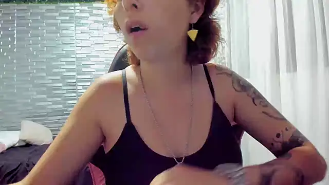 Ginger Sweetty online show from 3, 3, 2026