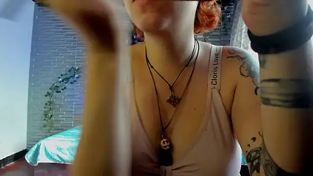 Ginger Sweetty online show from 19, 11, 2025