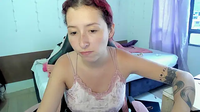 Ginger Sweetty online show from 6, 2, 2025