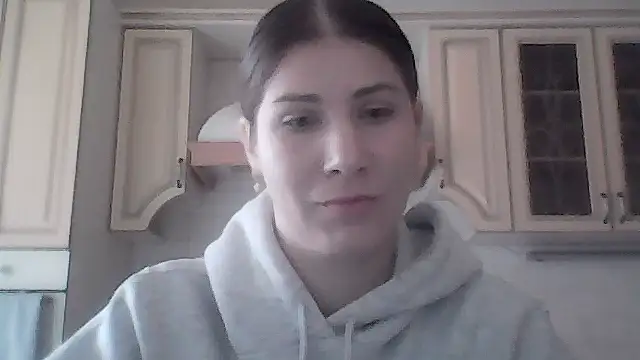 Snapshot of CassandraGood chatting on 22, 10, 2025 CassandraGood online show from 22, 10, 2025