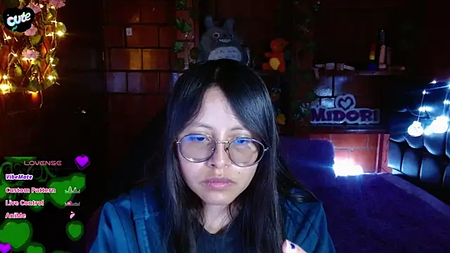 Snapshot of MidoriQuiinn chatting on 11, 6, 2026 MidoriQuiinn online show from 11, 6, 2026