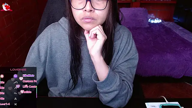 Snapshot of MidoriQuiinn chatting on 23, 7, 2026 MidoriQuiinn online show from 23, 7, 2026