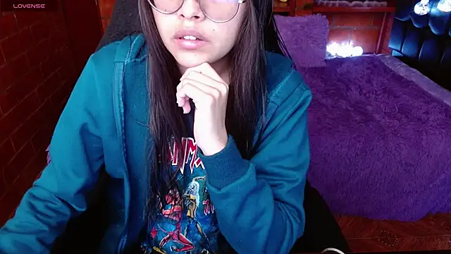 Snapshot of MidoriQuiinn chatting on 13, 6, 2026 MidoriQuiinn online show from 13, 6, 2026
