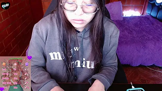 MidoriQuiinn online show from 10, 4, 2026