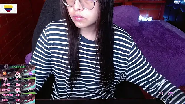 Snapshot of MidoriQuiinn chatting on 18, 6, 2026 MidoriQuiinn online show from 18, 6, 2026