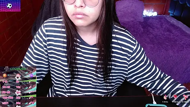 Snapshot of MidoriQuiinn chatting on 17, 6, 2026 MidoriQuiinn online show from 17, 6, 2026