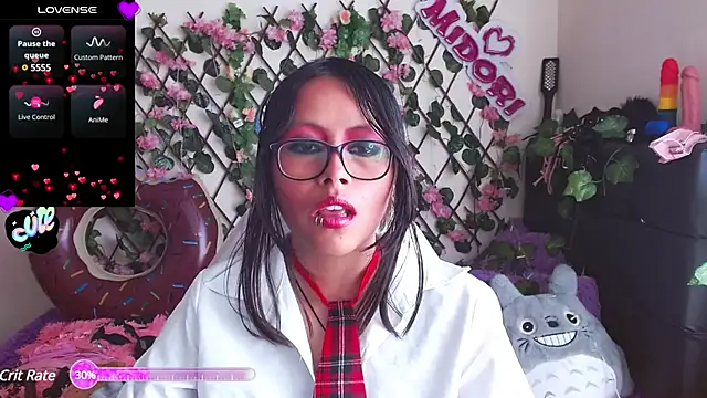 MidoriQuiinn online show from 3, 2, 2025
