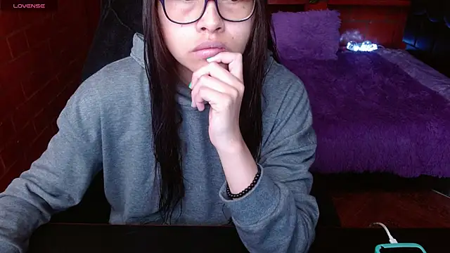 Snapshot of MidoriQuiinn chatting on 22, 7, 2026 MidoriQuiinn online show from 22, 7, 2026