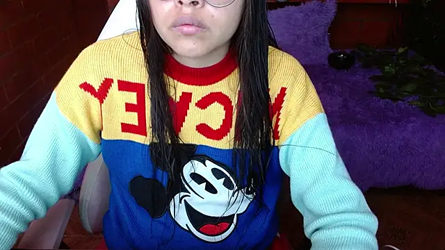 MidoriQuiinn online show from 4, 2, 2026