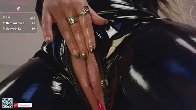 Snapshot of VortexProject chatting on 28, 2, 2025 VortexProject online show from 28, 2, 2025