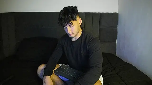 alejandro  2 online show from 13, 1, 2026